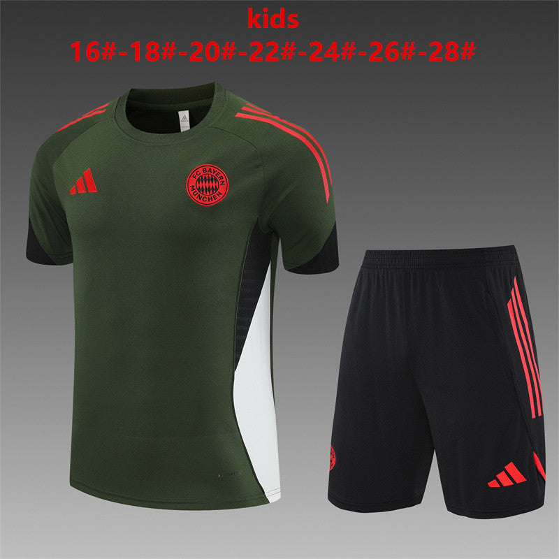 Kids Bayern Munich Training Tracksuits 25/26 Football Kit Soccer Jersey