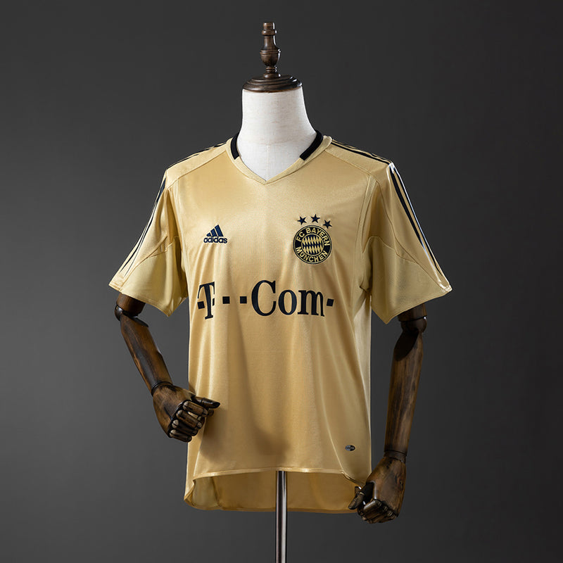 Bayern Munich Jersey 2004/05 Away Retro Football Kit