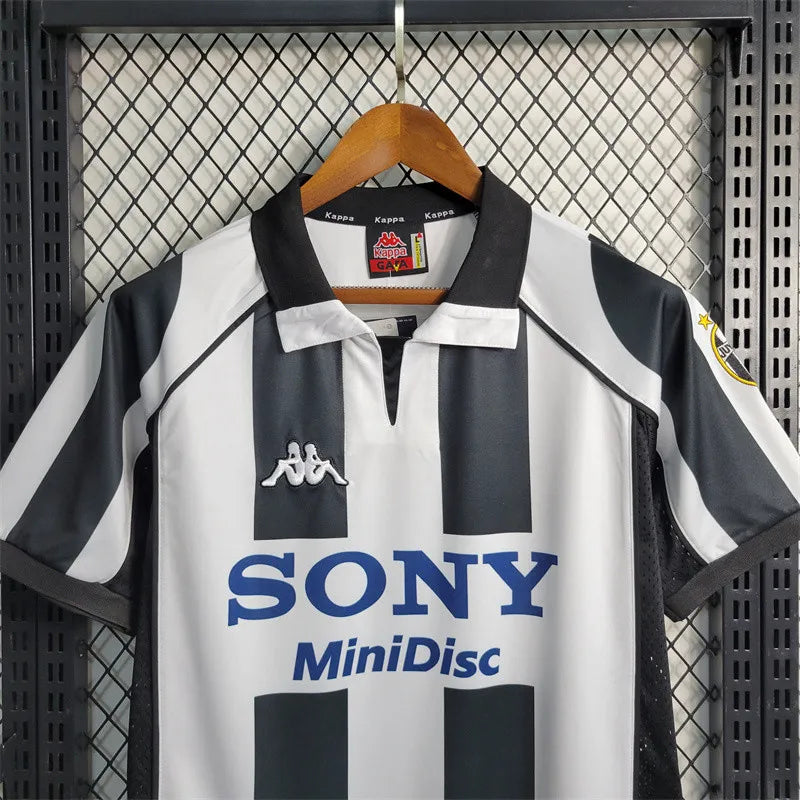 Juventus Retro Jersey 1997/98 Home Football Jersey Soccer Shirt
