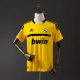 Real Madrid Jersey 2011/12 Goalkeeper Retro Football Kit