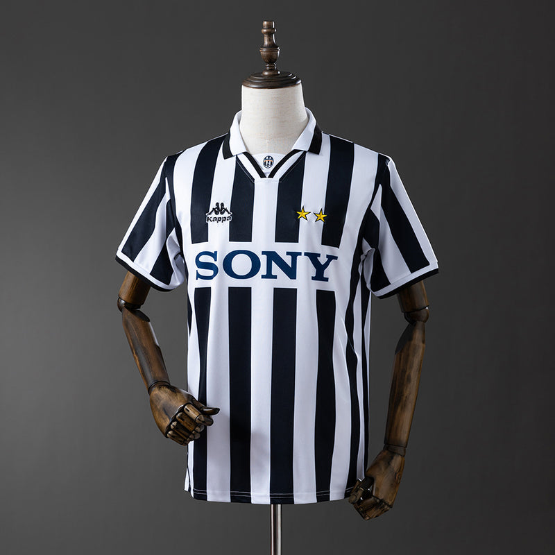 Juventus Jersey 1995-97 Home Retro Football Kit
