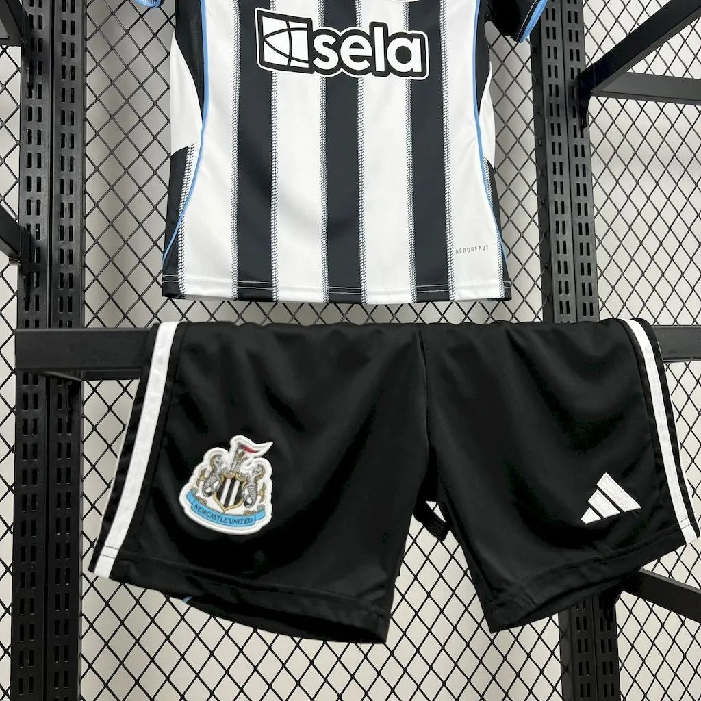 Kids Newcastle United Jersey 25/26 Home Football Kit Soccer Jersey