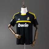 Real Madrid Jersey 2011/12 Goalkeeper Black Retro Football Kit