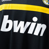 Real Madrid Jersey 2011/12 Goalkeeper Black Retro Football Kit