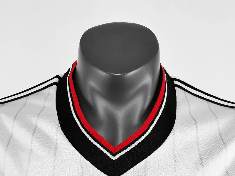 Manchester United Retro Jersey 1983 Away Football Jersey Soccer Shirt