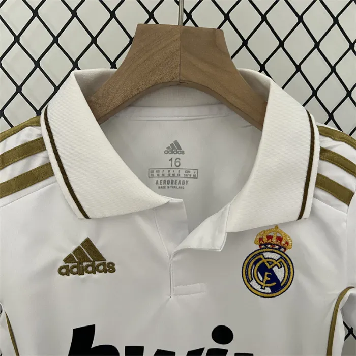 Camiseta retro de local del Real Madrid para niños 11/12
