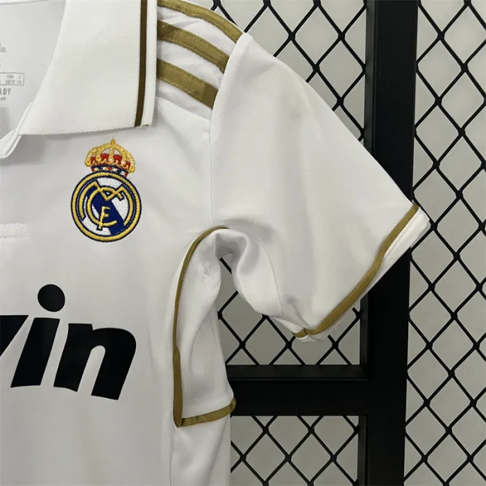 Camiseta retro de local del Real Madrid para niños 11/12