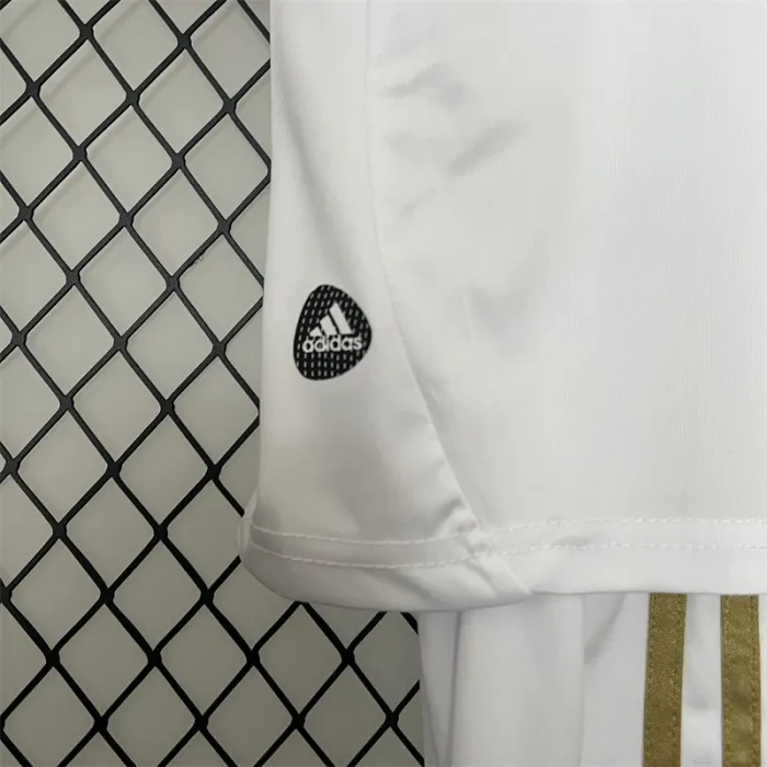 Camiseta retro de local del Real Madrid para niños 11/12