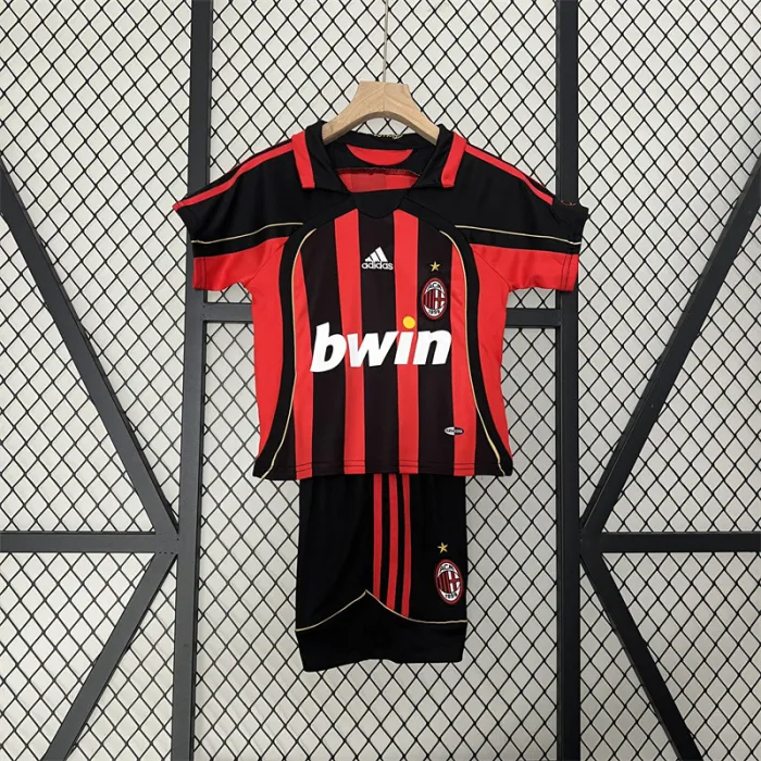 Camiseta retro de local del AC Milan para niños 06/07