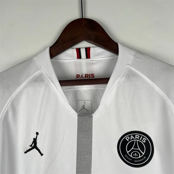 Camiseta de fútbol retro de manga larga del equipo de fútbol del PSG de París 2018/19