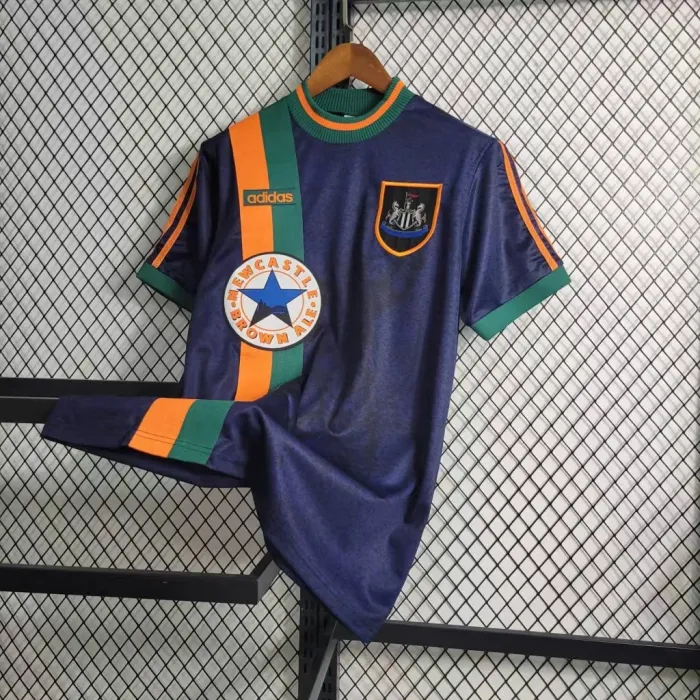 Camiseta de fútbol retro del equipo de fútbol del Newcastle United, kit de local 2004/06