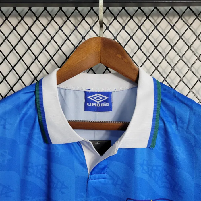 Camiseta de visitante de Brasil 1992 retro