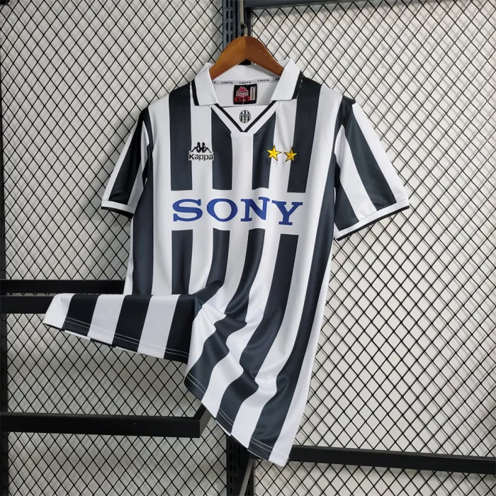 Camiseta de local de la Juventus 95-97 Retro
