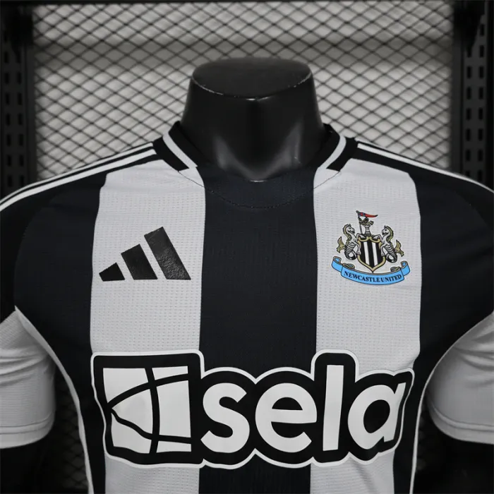 Versión para jugadores Camiseta de fútbol local del Newcastle United 24/25