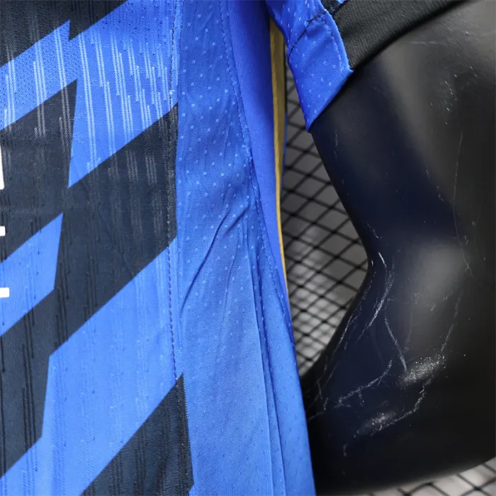 Versión del jugador Camiseta de fútbol del Inter de Milán para el equipo local 24/25