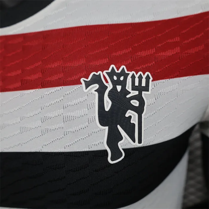 Versión para jugadores Camiseta de fútbol del Manchester United 24/25 de tercera equipación