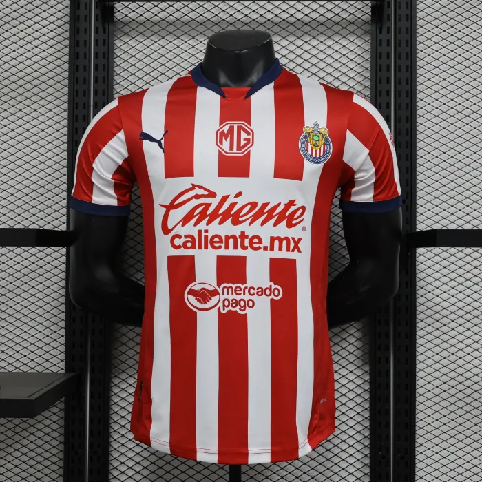 Camiseta de fútbol del equipo local Chivas 24/25
