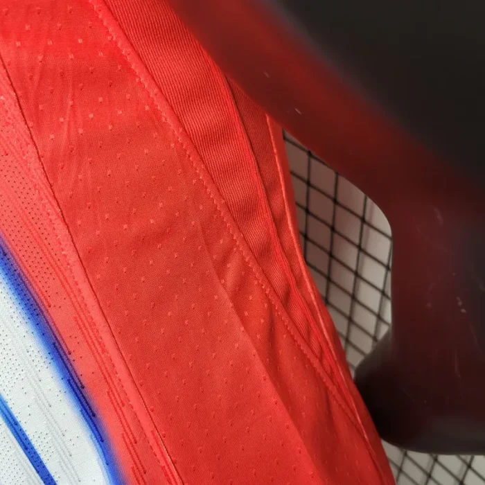 Camiseta de fútbol del equipo local del Atlético de Madrid 24/25
