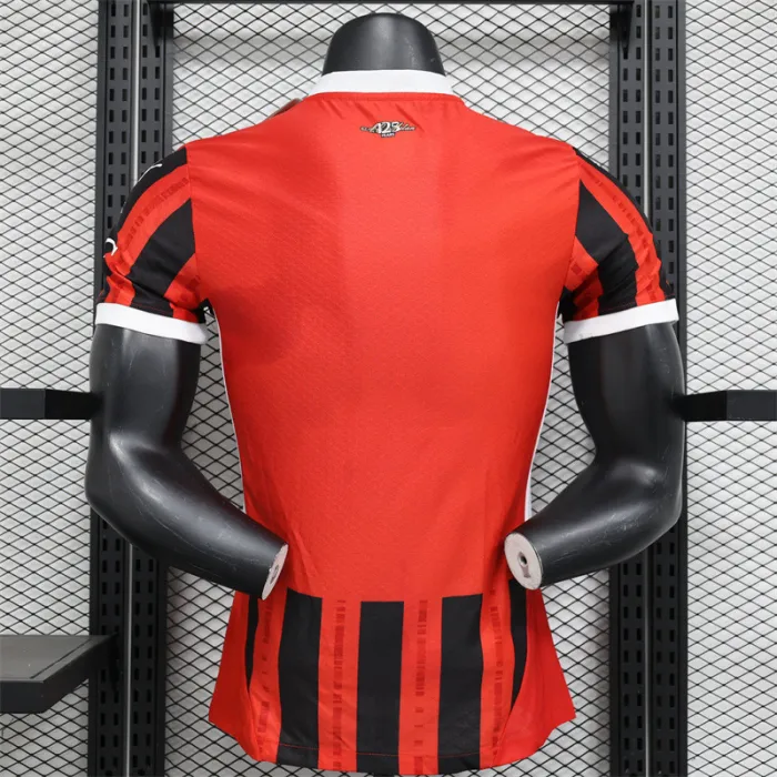 Camiseta de fútbol del equipo local del AC Milan 24/25