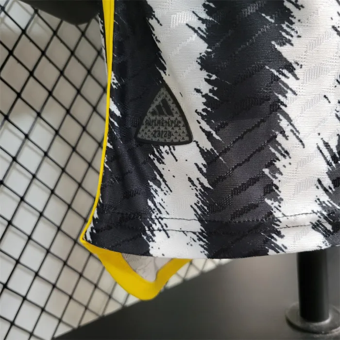 Versión del jugador Camiseta de la Juventus 23/24 Kit de fútbol local 2023 2024 Camisetas del equipo de fútbol