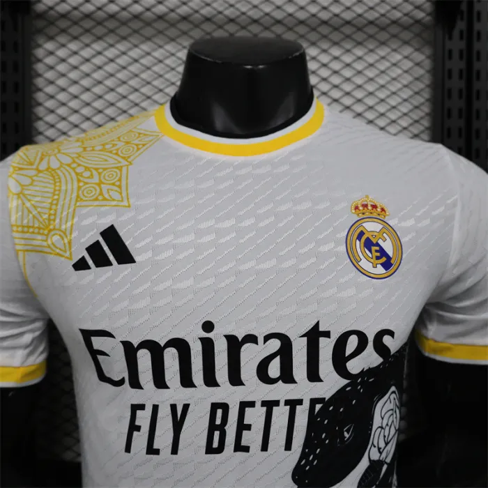 Camiseta de fútbol del equipo especial del Real Madrid 24/25