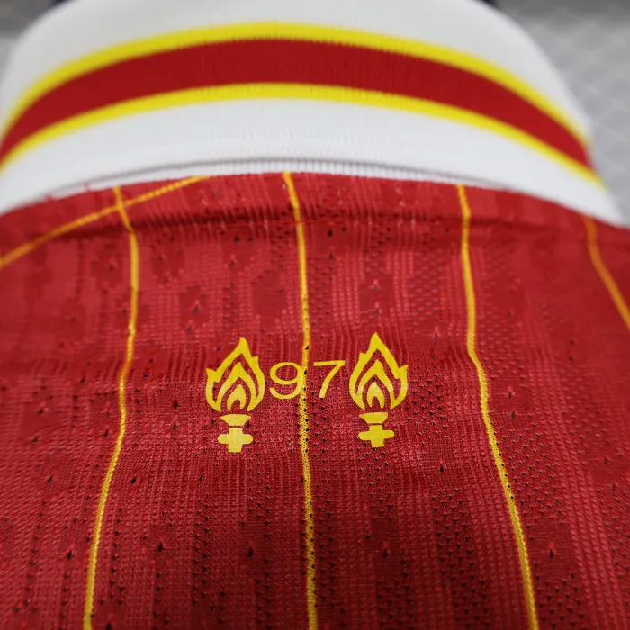 Versión para jugadores Camiseta local del Liverpool 24/25 Kit de fútbol Manga larga