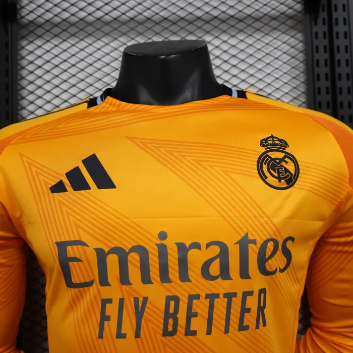 Versión para jugadores Camiseta de fútbol de manga larga del Real Madrid 24/25