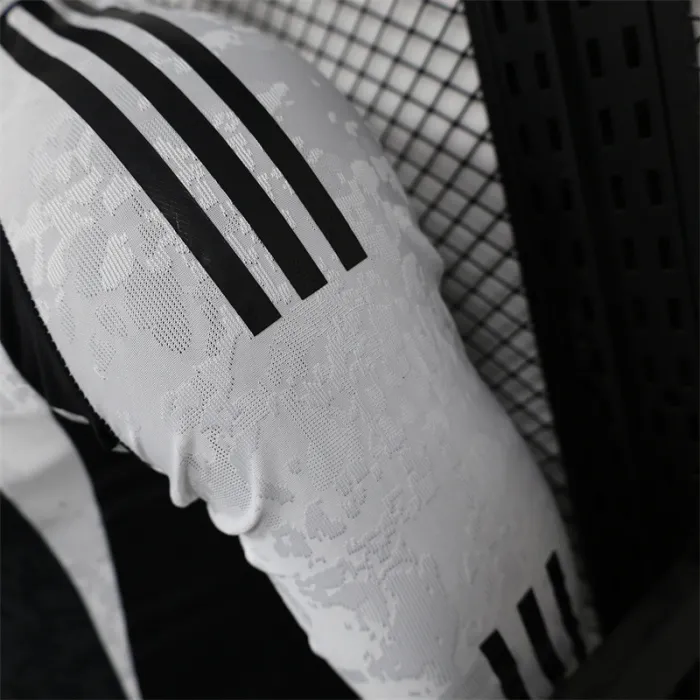 Versión para jugadores Camiseta local de la Juventus 24/25 Kit de fútbol Manga larga
