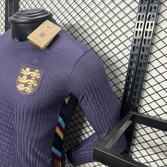Camiseta de fútbol de manga larga de la Eurocopa 2024 de Inglaterra para la visitante 24/25