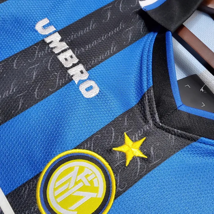 Camiseta local del Inter de Milán 97/98