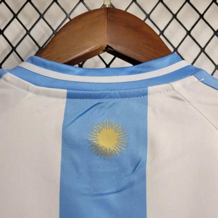 Camiseta de fútbol de local de Argentina para niños 24/25 Copa América 2024