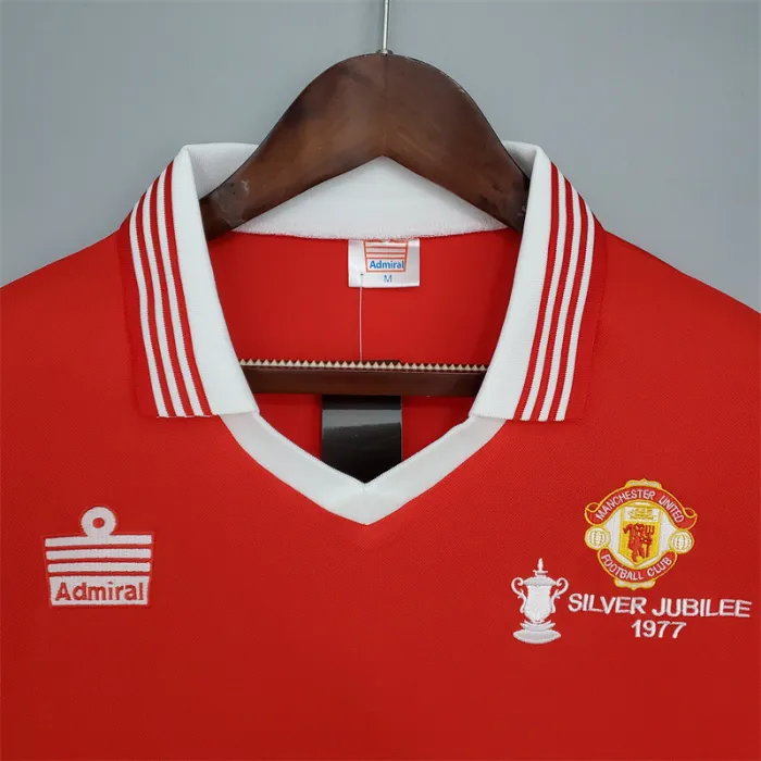 Camiseta de fútbol retro del equipo de fútbol del Manchester United, kit de local de 1977