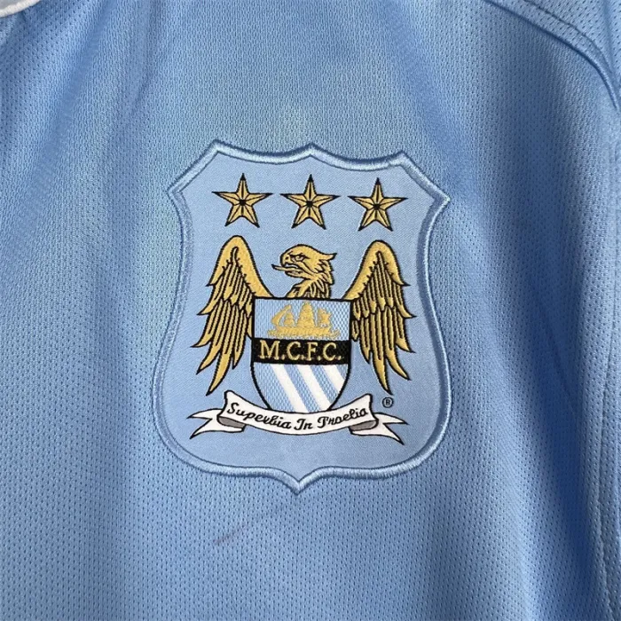 Camiseta de fútbol retro del Manchester City para el equipo local 2015/16