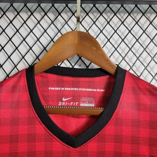 Camiseta de fútbol retro del Manchester United para el equipo local 2012/13