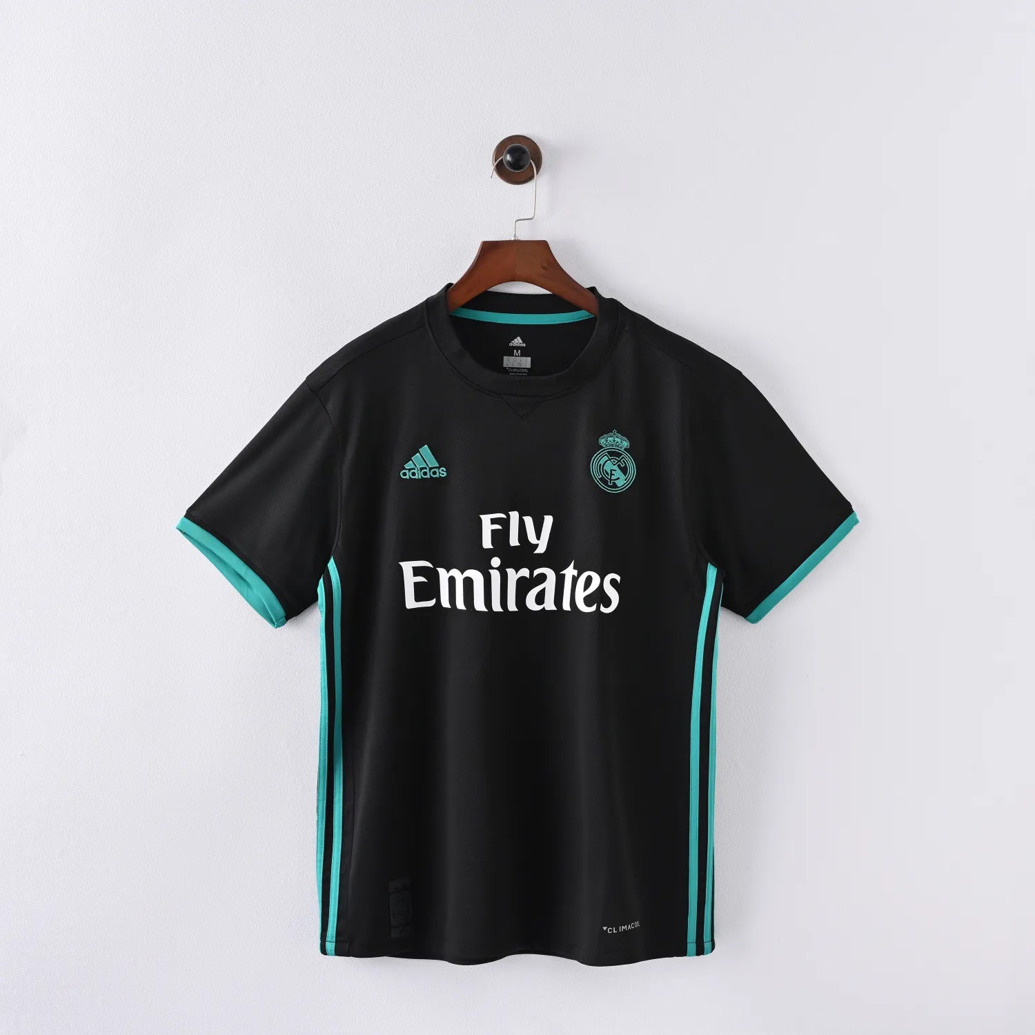 Camiseta de fútbol retro de visitante del Real Madrid 2017/18