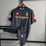 Juventus Jersey Away kit 01-02 Retro