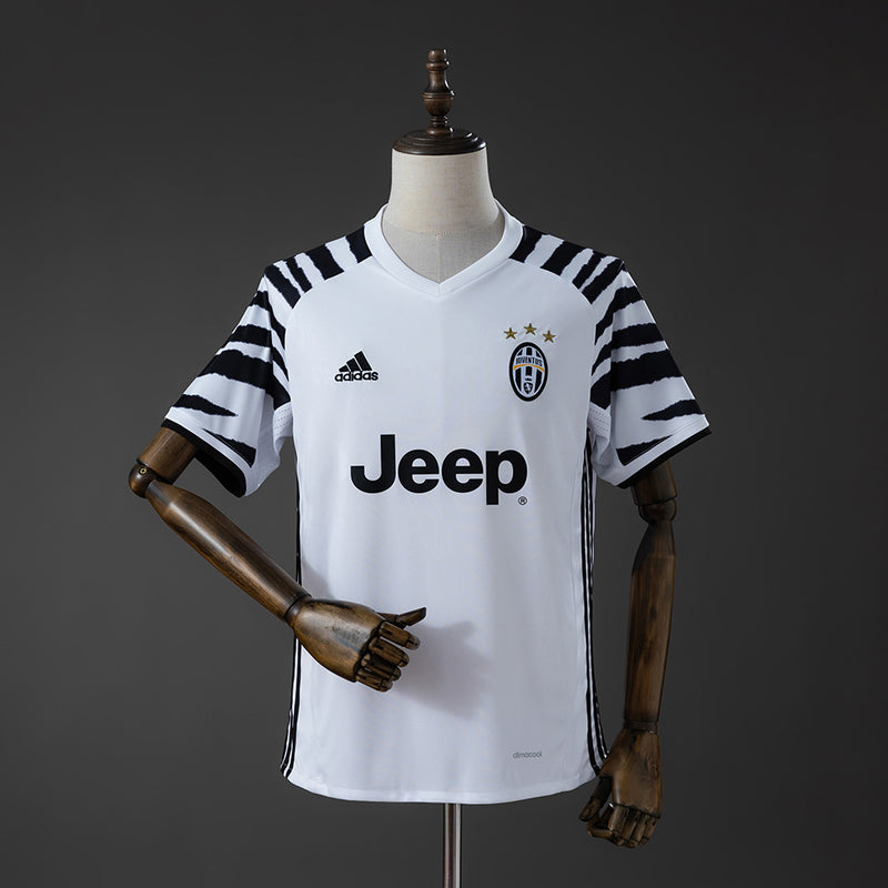 Retro Juventus Third Jersey 2016-2017 Football Kit Soccer Shirt