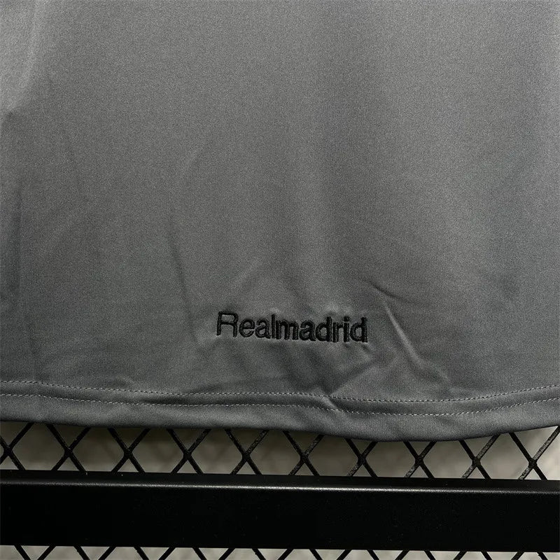 Retro Real Madrid Third Jersey 05/06 Football Kit