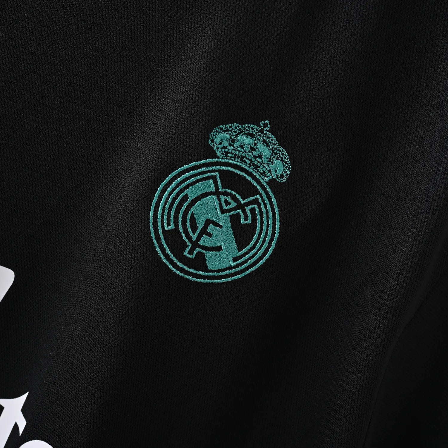 Camiseta de fútbol retro de visitante del Real Madrid 2017/18