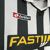 Retro Juventus Home Kit 2001/02 Football Jersey