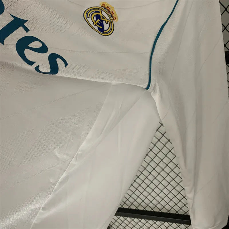 Camiseta de fútbol retro de manga larga del Real Madrid Home Kit 17/18