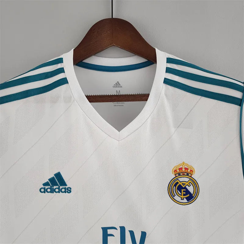 Camiseta de fútbol retro del Real Madrid 17/18