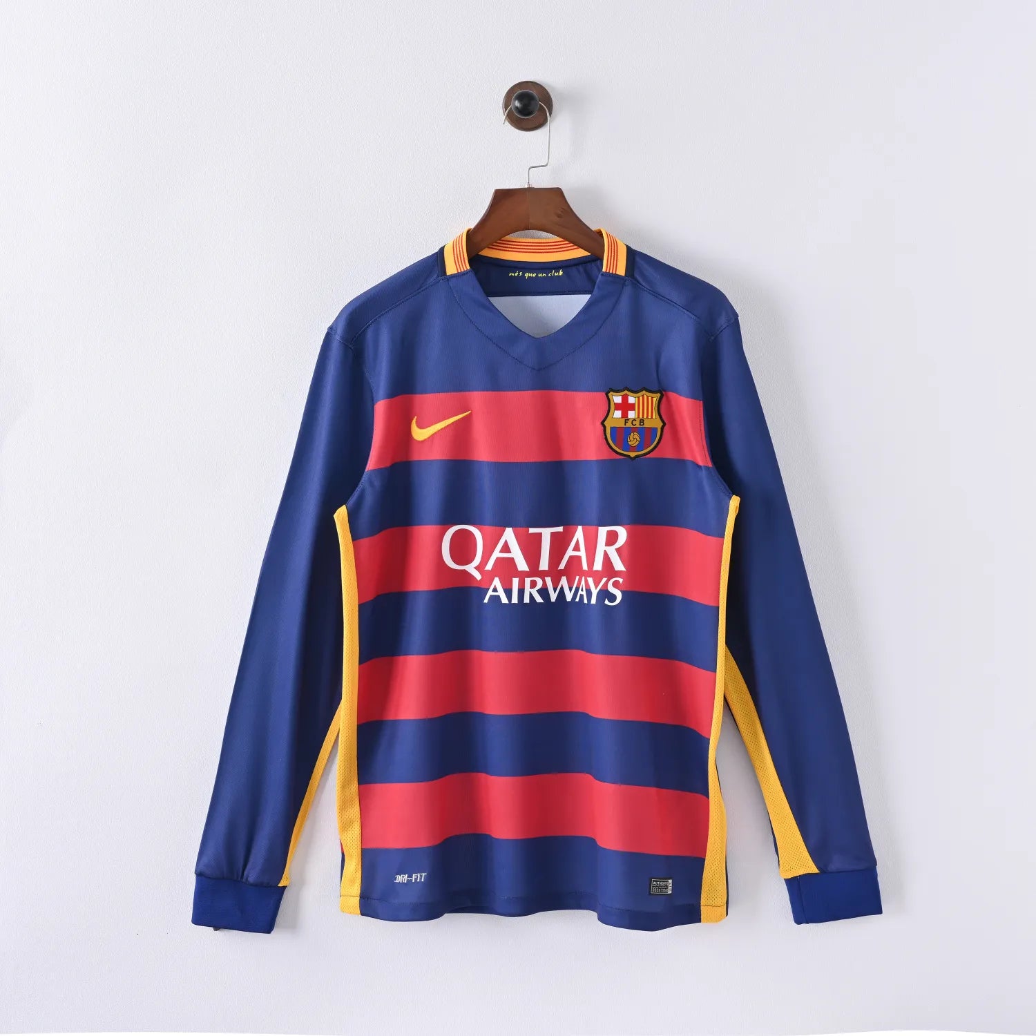Retro Barcelona Jersey 2015/16 Home Long Sleeves Football Kits Soccer Shirt