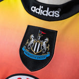 Newcastle United Jersey 1996-97 Goalkeeper Retro Football Kit Long Sleeves