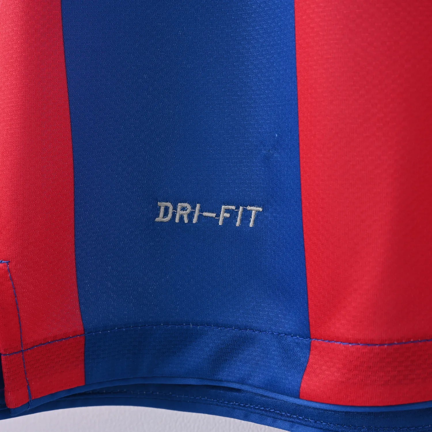 Retro Barcelona Jersey 2010-11 Home Long Sleeves Football kits Soccer shirt