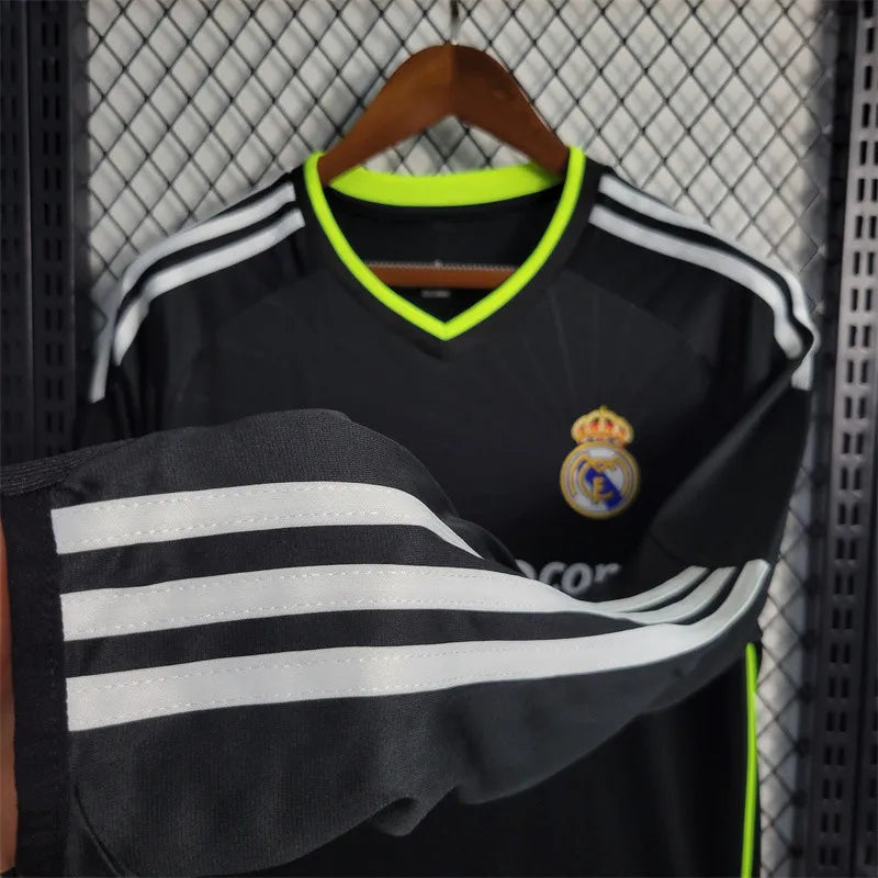 Long Sleeves Away Real Madrid Jersey 10/11 Retro Football Kits