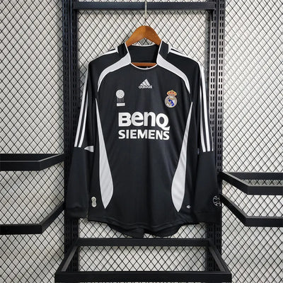 Long Sleeves Away Real Madrid Jersey 06/07 Retro Football Kits