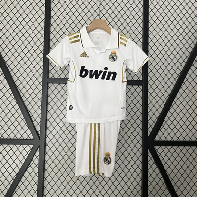 Camiseta retro de local del Real Madrid para niños 11/12