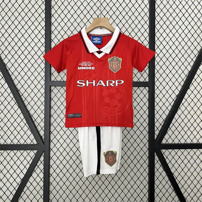 Camiseta retro de local del Manchester United para niños 99/00