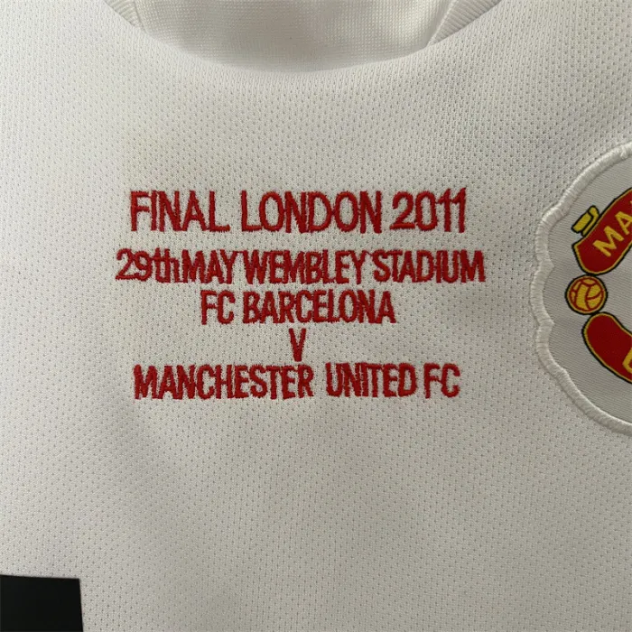 Camiseta retro de visitante del Manchester United para niños 10/11